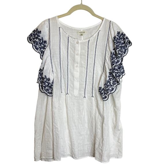 Max Studio Womens Peasant Blouse XL White Blue Embroidered Flutter Sleeve Top - Picture 1 of 6